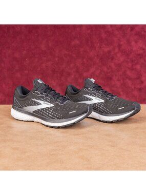 Brooks Women Ghost 13 Black Fabric Running Sneakers shoes size 9.5